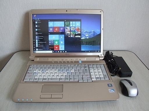 高速SSD240GB搭載 第二世代 Core i5 交換　富士通 LIFEBOOK AH/R4 ノートパソコン　タッチパネル　3