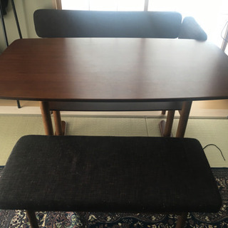 ダイニングテーブルセットの画像