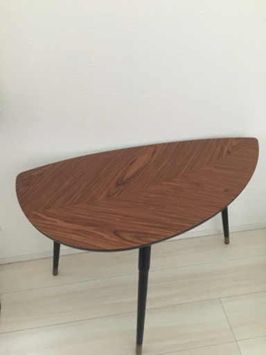 IKEA リーフ型サイドテーブル