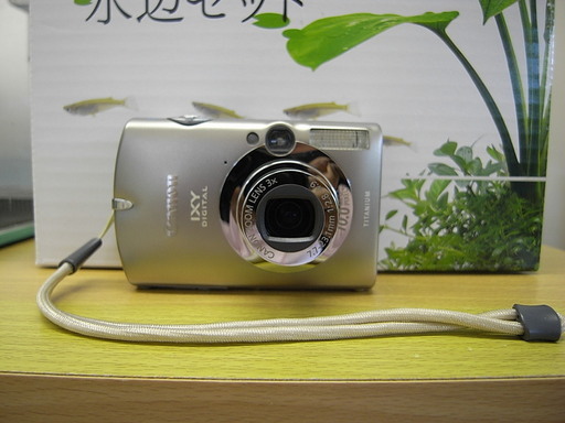 キャノンデジタルカメラ　IXYデジタル1000　超美品