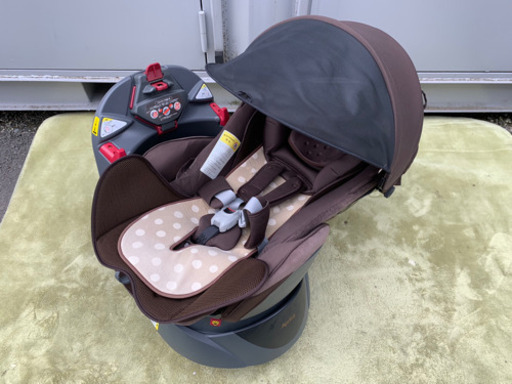 アップリカ☆チャイルドシート☆フラディアS 93066☆アルテミスブラウン