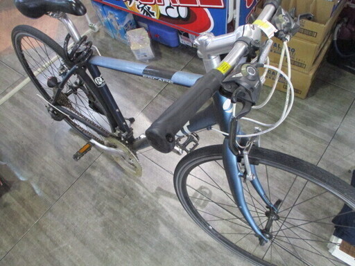【エコプラス小倉南店】GIANT クロスバイク エスケープR3 メタリックブルー色 3×8段変速 28インチ☆スタッフ永島オススメ☆ 中古車 自転車 チャリ スポーツ車