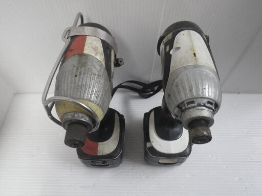 ■動作品 6点セット■マキタ 充電式インパクトドライバー TD131D TD130D バッテリー×2 充電器 ライト