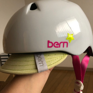 子供 ヘルメット bern バーン自転車 スケートボード マルチスポーツの画像