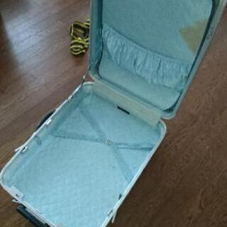 旅行バッグの画像