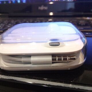 純正品　新品アイホン　イヤホンの画像