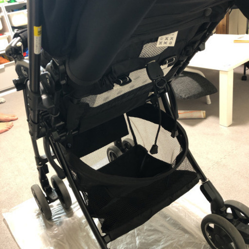 更にお値下げ★アップリカ ベビーカー ラクーナBK  5.3kg