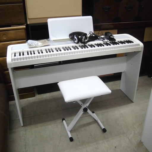 南12条店  値下げしました！KORG/コルグ 電子ピアノ B1 88鍵盤 ホワイト スタンド+イス+ヘッドホン+メンテナンスセット