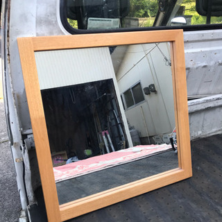 壁掛け 正方形ミラーの画像