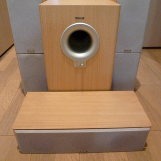 ホームシアタースピーカーシステム★TEAC（ティアック）LSR-100 5.1ch ★サラウンドスピーカーセット★サブウーファ★スピーカーコード15m分付の画像