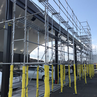 建築現場に伴う足場の組み立て、解体作業^_^ (クサビ式足場)の画像
