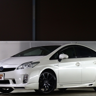 【車検２年付】  トヨタ プリウス 1.8 S 新品アルミ・タイヤ/社外ナビ/エアロ☆自社ローン・オートローン全国対応の画像