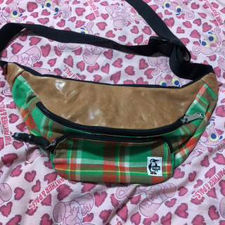 CHUMSボディバック