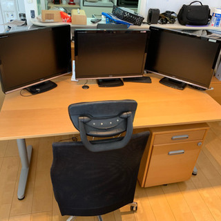 25.5インチLCDモニター4台 Iiyama ProLite E2607WS