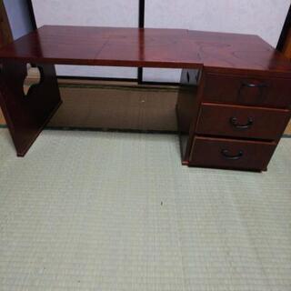 骨董品かな？文机