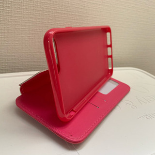 取引中✨iPhone8plus専用✨スマートフォンケースの画像