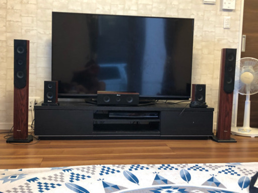 テレビスピーカー