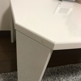 ニトリ テーブルの画像