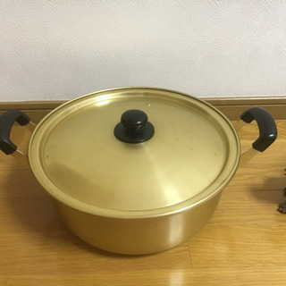 鍋  内径30cm