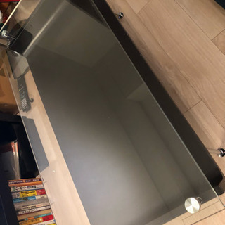高級ローテーブル ガラステーブルの画像
