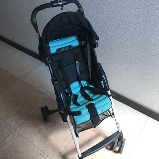 ベビーカー コンビ f2の画像