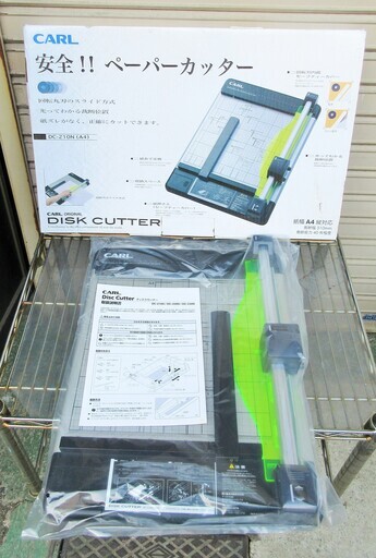☆カール事務器 CARL DC-210N DISK CUTTER A4対応40枚裁断 ディスクカッター ペーパーカッター 裁断器◆光って見やすい！