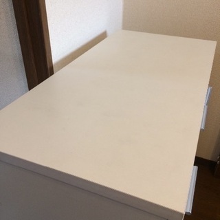 キッチンキャビネット ホワイトの画像