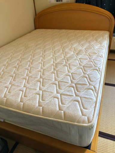 6/16まで❗️ダブルベッドフレーム&マットレスセット