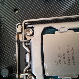 i5-7600k + H270F Strix mother board + heat-sinkの画像