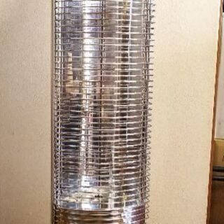 遠赤外線電気暖房機