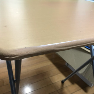 【無料】折りたたみテーブルの画像