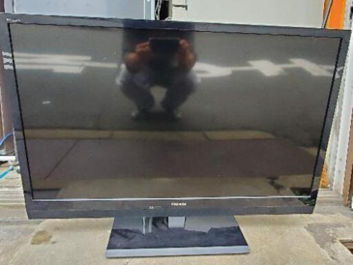 TOSHIBA 東芝 REGZA 37型 液晶カラーテレビ  2011年製