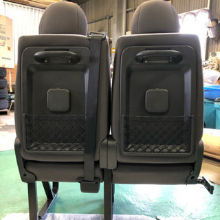 ハイエース コミューター シート 引き取り限定の画像