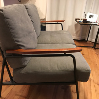 Niko and 2人掛けソファ