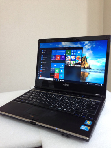 8/16在庫あり！値下げ！ハイスペックCorei7‼️ブラック富士通FMV高速メモリ4GBノートパソコン大容量320GB
