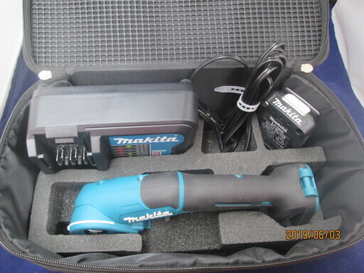 マキタ　マルチカッター　CP100D