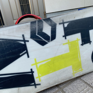 スノーボード板、ビンディングの画像