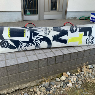 スノーボード板、ビンディングの画像