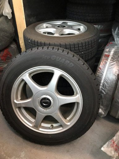 ホイール付きスタッドレスタイヤ