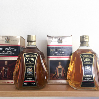 サムシング・スペシャル (750ml 43% ) x4本セットの画像