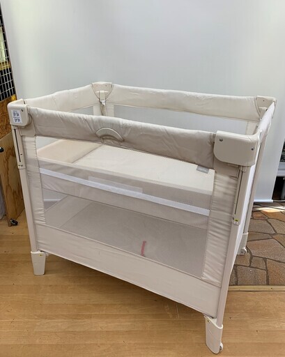 318375　Aprica　ココネル/ベビーベッド