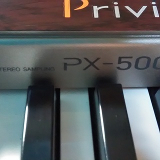 光ナビゲーション付き 電子ピアノ CASIO Pravia PX-500Lの画像