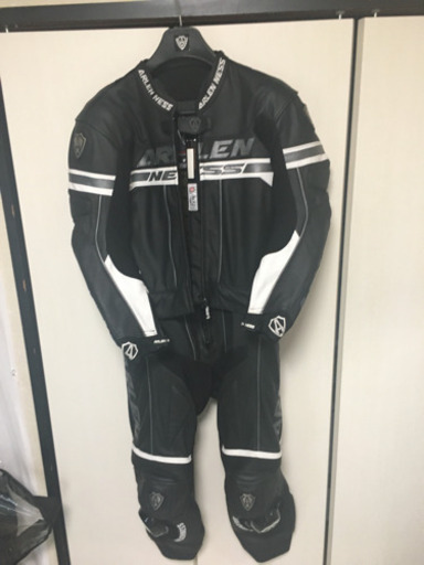 【新品・未使用】アレンネス セパレート レーシングスーツ