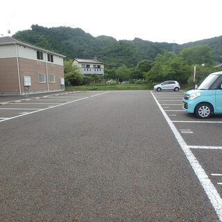 加茂郡川辺町中川辺　２ＬＤＫアパート　家賃４.９万　ミルキーハウス。ＪＲ高山本線　中川辺駅まで徒歩１０分 − 岐阜県