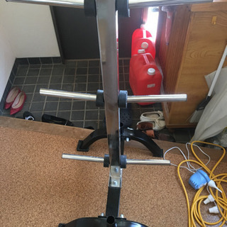 【値下げしました】バーベルのプレートラックほぼ未使用の画像