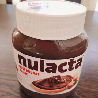 ヌテラ好きにヘーゼルナッツペースト ドイツ土産 400g