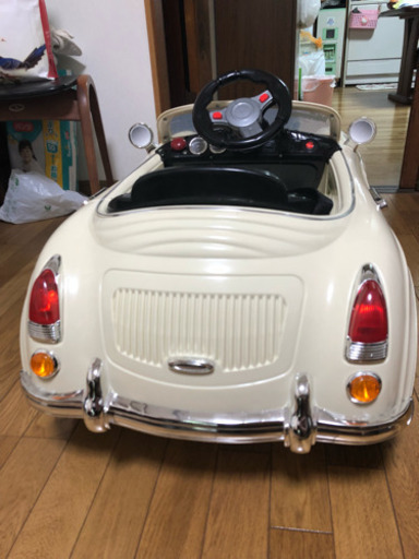 乗用ラジコン ポルシェtype ドイツ オールドタイプ ペダルとプロポで操作可能な電動ラジコンカー