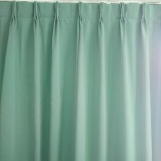 カーテン、ドレープ、レースあげます。