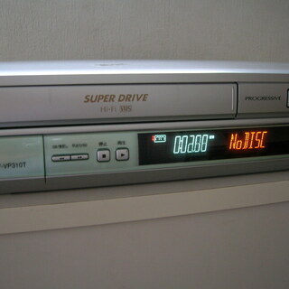 ＶＨＳビデオテープデッキ（現状品）