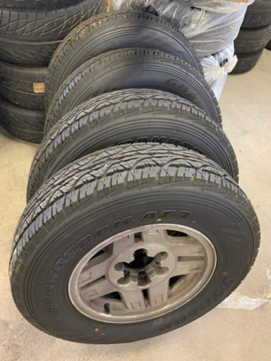 215/80r16 夏タイヤホイールセット バリ山 2018年製 プラド等②